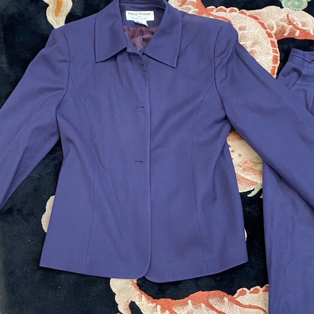 Great business pant suit, ☀️☀️